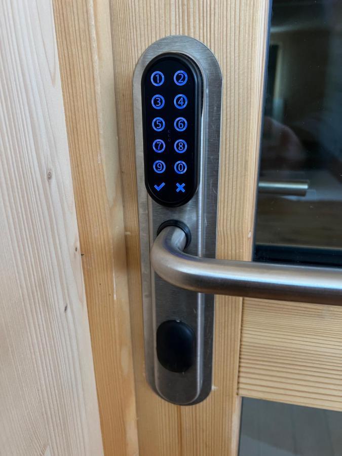 Smart Apartments 멜라우 외부 사진