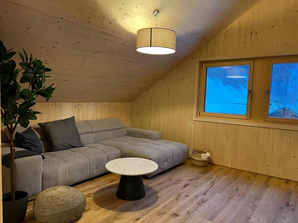 Smart Apartments 멜라우 외부 사진